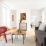 Mintgraz - 1 Bedroom With Terrace Appartement