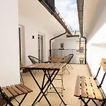 Mintgraz - 1 Bedroom With Terrace Apartamento *