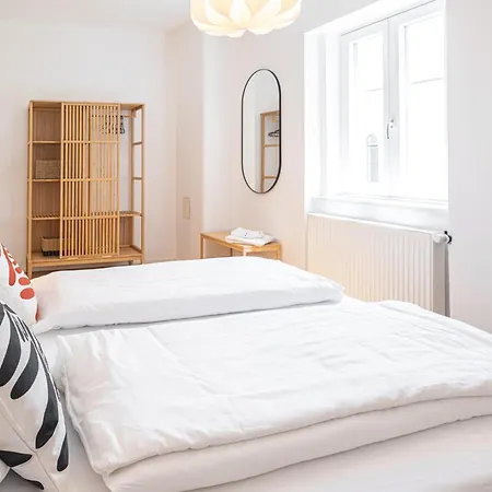 Mintgraz - 1 Bedroom With Terrace
